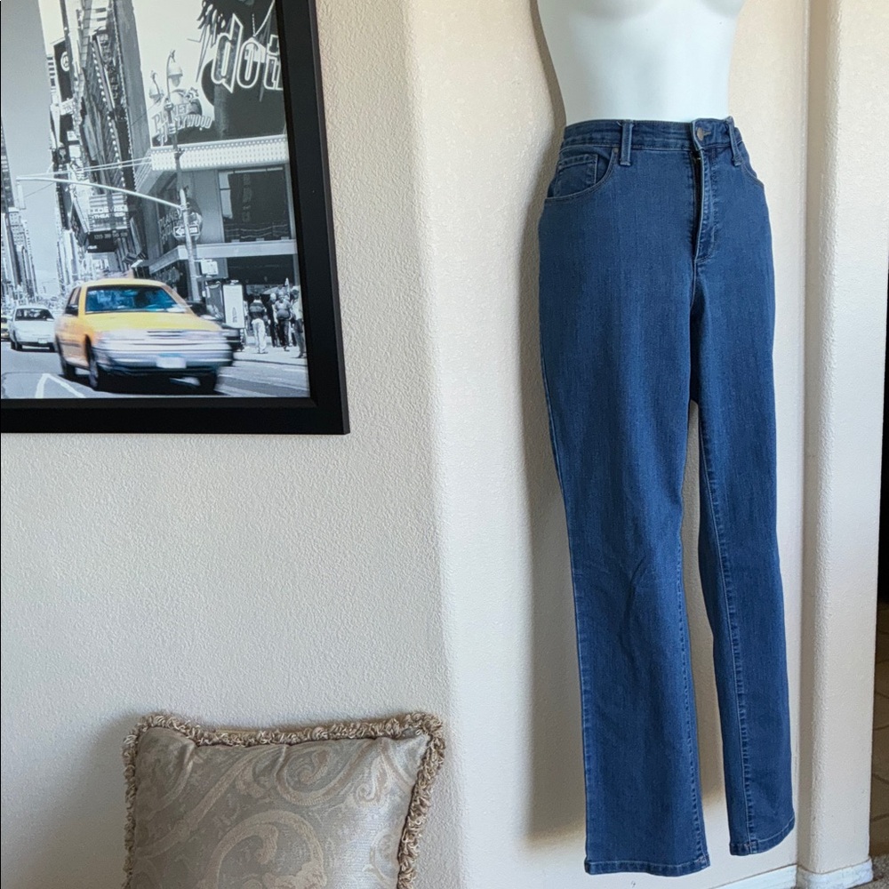 CHARTER CLUB Jeans Lexington Straight Leg High-Rise Women's Medium Wash. 10 - Picture 3 of 17